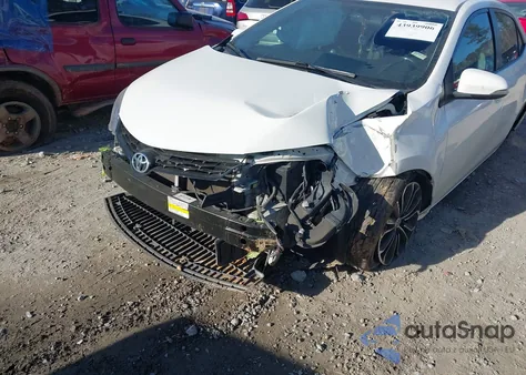 2016 Toyota Corolla S Plus z USA, uszkodzony, nr VIN 5YFBURHE4GP533440